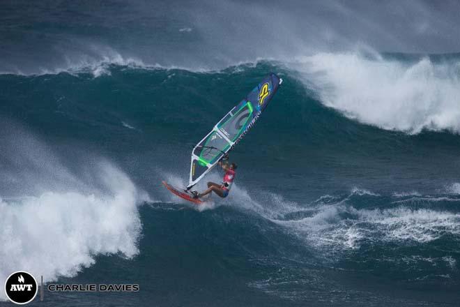 Shawna went huge, hitting the biggest of lips but couldn’t always complete her moves which costs points ©  Charlie Davies / AWT http://americanwindsurfingtour.com/
